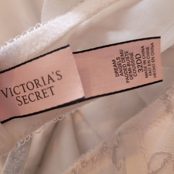 Victoria Secret White and Silver Lace Bra Sz.32DD - Picture 4 of 4